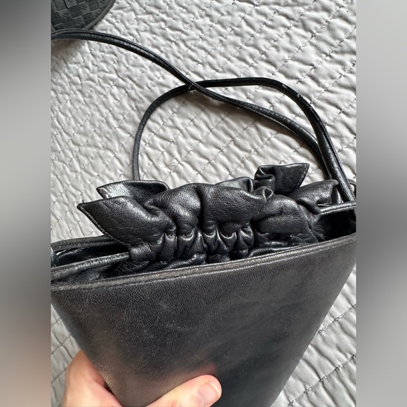 Vintage Leather Susan Gail bucket drawstring purse - Picture 5 of 12